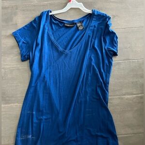 New York and Company Stretch tee